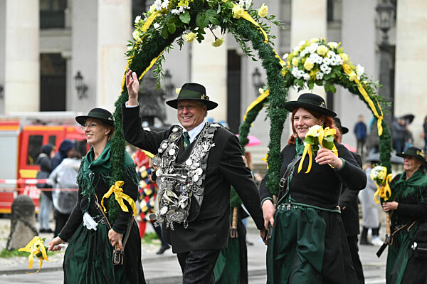 Trachten- und Schützenumzug zum Münchner Oktoberfest, 2022