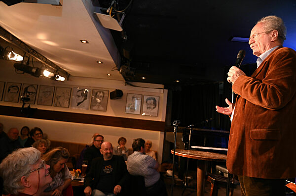 Verein Die Laden-Hüter mit Matinee in der Lach - und Schießgesellschaft in München, 2023