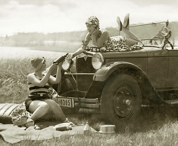 Frauen beim Picknick, 1928