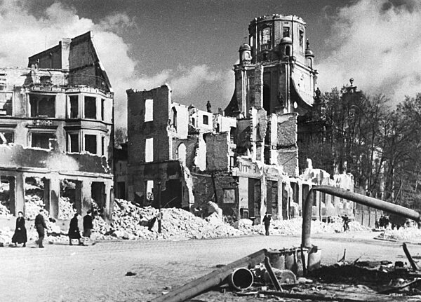 Destroyed Koenigsberg, 1944