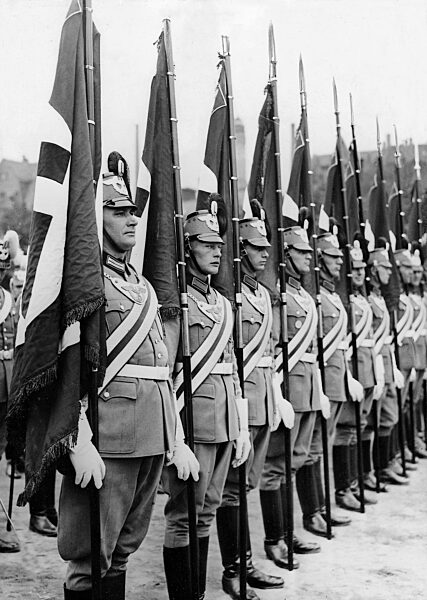 Procession of the police in Nuremberg, 1937