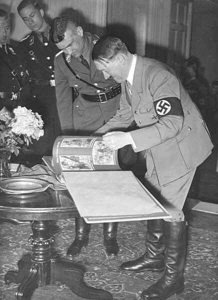 Adolf Hitler and Fritz Wiedemann, 1935