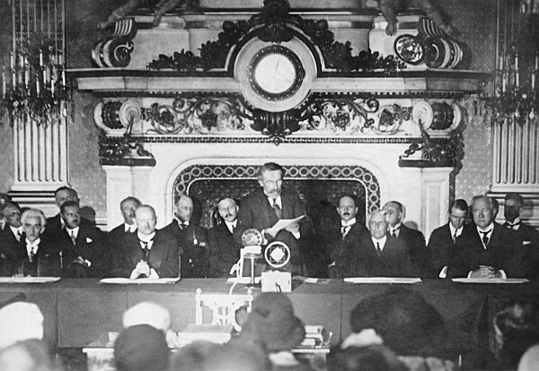 Conference of Paris 1928 - Gustav Stresemann, Aristide Briand and Frank B. Kellogg