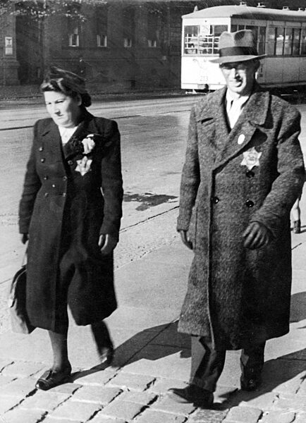 Jews with Jewish Badge, 1941