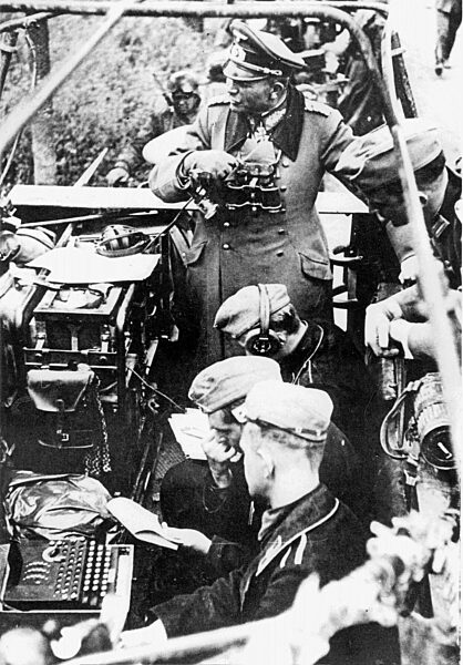 Heinz Guderian in a message center on the Eastern Front, 1941