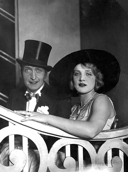 Hans Albers and Marlene Dietrich in the revue 'Two Ties' (1929)