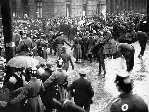 Street riots in Berlin, 1931