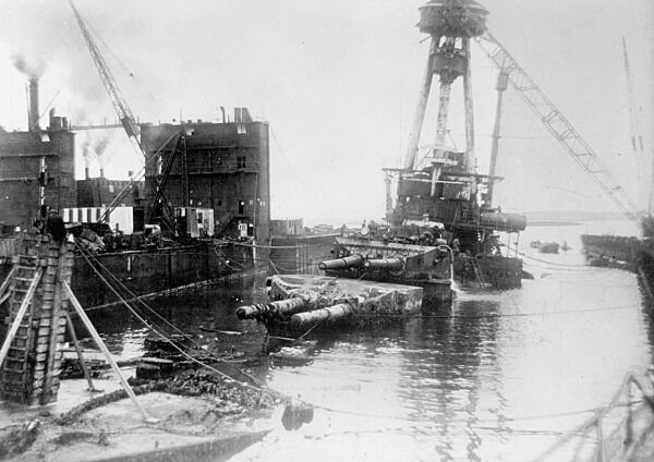 The scuttled "Hindenburg" in Scapa Flow, 1926