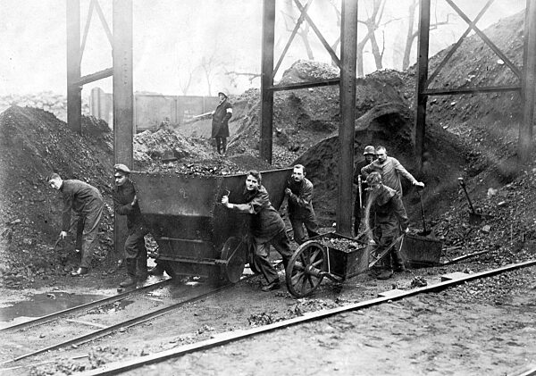 Members of the technical emergency assistance during the Kapp Putsch, 1920