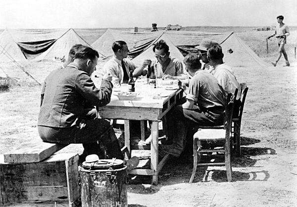 German paratroopers in Crete, May 1941