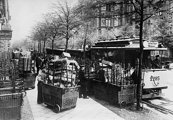 Loading of packages into the tram, 1928