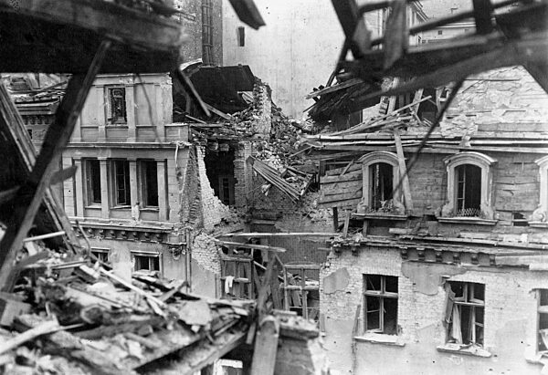 Destroyed house during the Spartacus uprising in Berlin, 1919