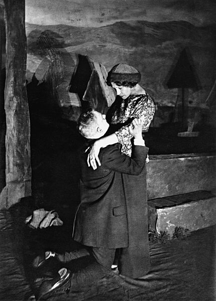 Harry Grunwald and Tilla Durieux in 'Gabriel Schilling's Flight', 1912