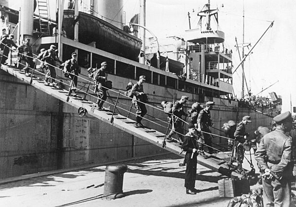 German soldiers from Courland disembark in a German harbor, 1944