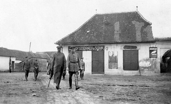 General von Falkenhayn und Major General von Morgen, 1916