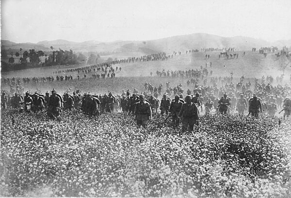 Deutsche Soldaten im Manöver
