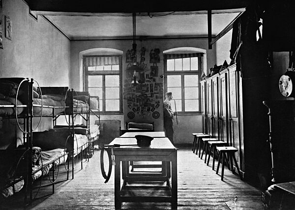 Squad room in a German barracks, 1910