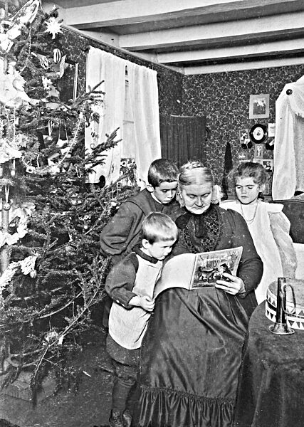 Unterm Weihnachtsbaum, 1910