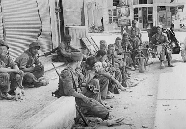 German paratroopers in Heraklion, 1941
