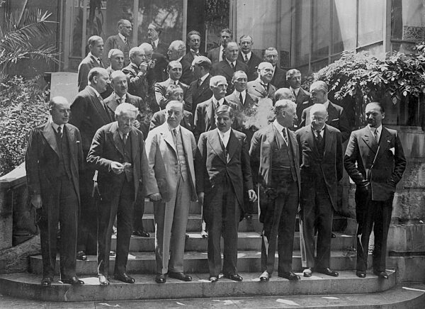 Politiker am Ende der Pariser Konferenz, 1931