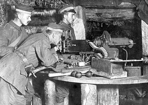German machine gun in a shelter, 1917