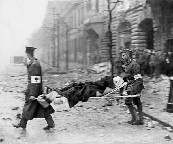 Transportation of a victim during the Spartacus uprising in Berlin, 1919
