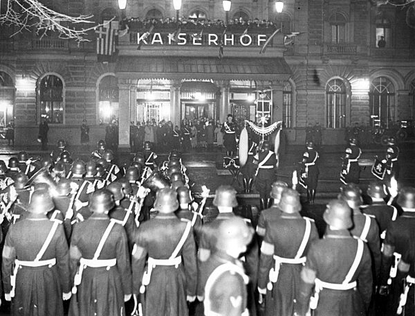 Zapfenstreich der SS-Leibstandarte Adolf Hitler 1937