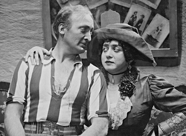 Therese Giehse and Hans Albers in 'Liliom', 1931