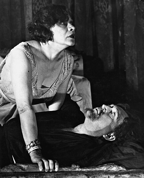 Tilla Durieux and Otto Lauber in "Hunt", 1929