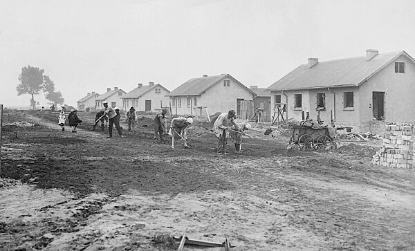 Settlements during the Great Depression, 1929