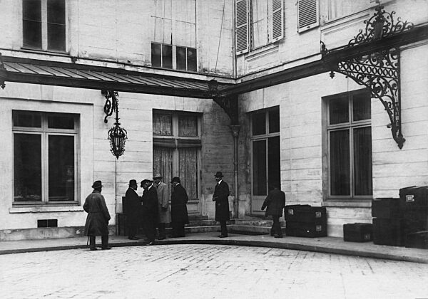 Members of the German delegation in Versailles, 1919