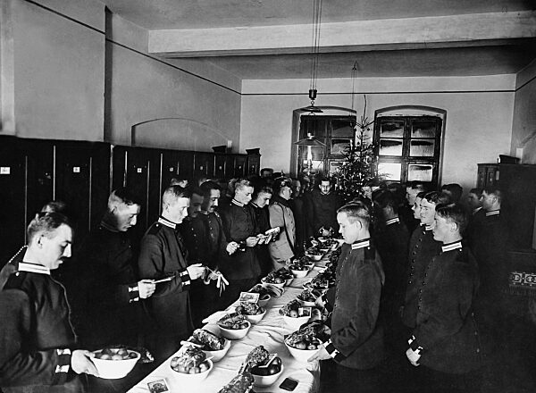 Christmas celebration of the 2nd Guard Regiment, 1913