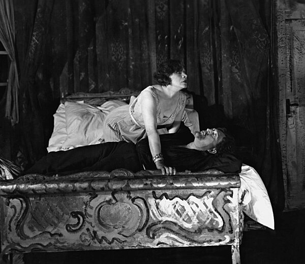 Otto Laubinger and Tilla Durieux in "Treibjagd", 1929