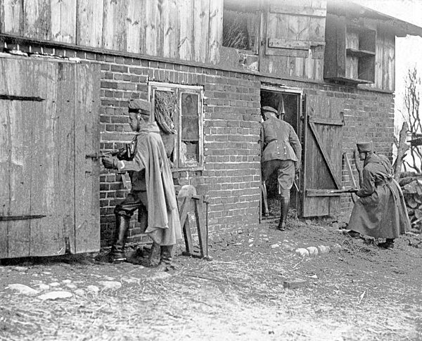 German Hussars ransack a farmhouse, 1915