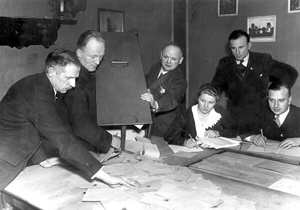Election workers while the count of votes for the Reichstag elections, 1932