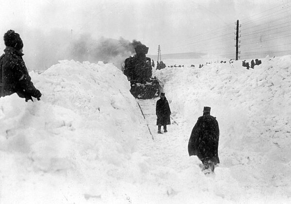 Railroad line in wintery Eastern Galicia, 1916