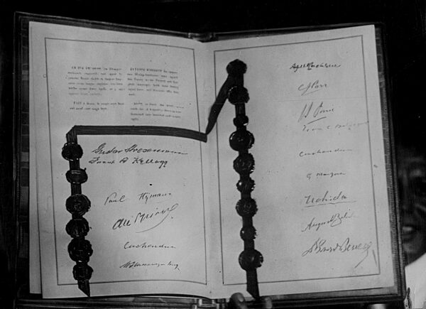 Signatures under the Briand Kellogg Treaty, 1928