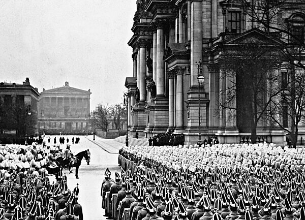 Swearing in of German soldiers in Berlin, 1906