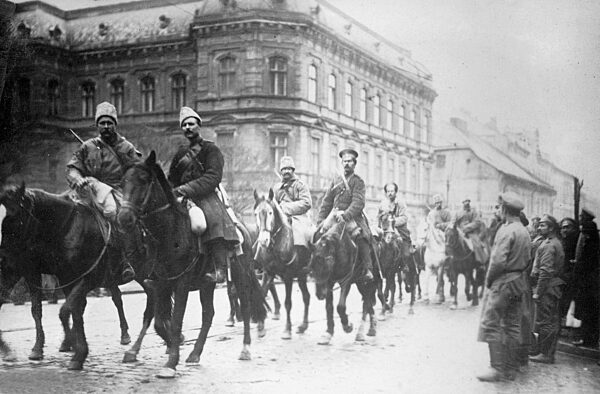 Entry of Russian cavalry in Lviv, 1914