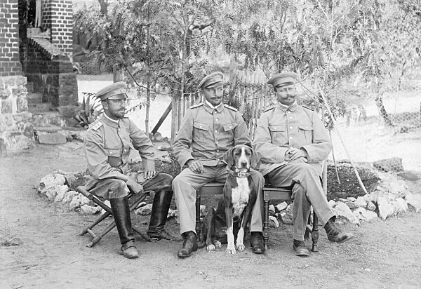 Hauptmänner Victor Franke, Puder und Fromm, 1904