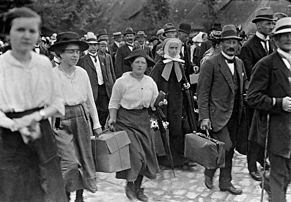 Germans during the referendum in East Prussia, 1920
