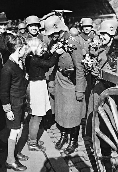 Entry of the Wehrmacht in Rhineland, 1936