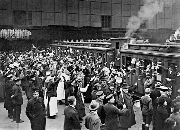 Departure of a special train to Upper Silesia, 1921