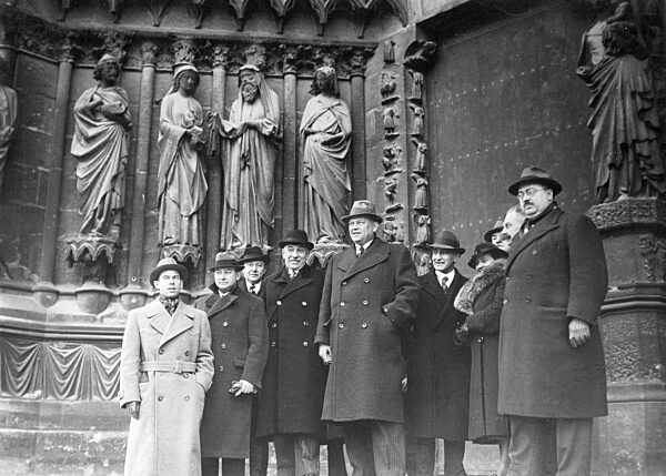 German winemakers at the German-French exchange of experience in Reims, 1938