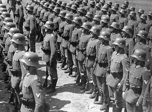 Soldiers of the National Defense Forces, 1931