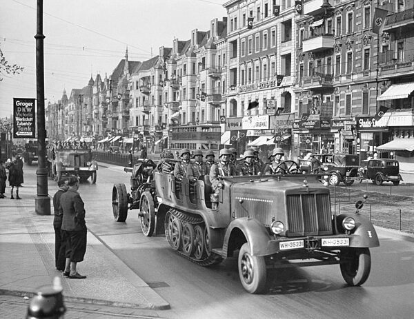 Soldiers of the Artillery Regiment 59 during the parade on the birthday of Adolf Hitler, 1938
