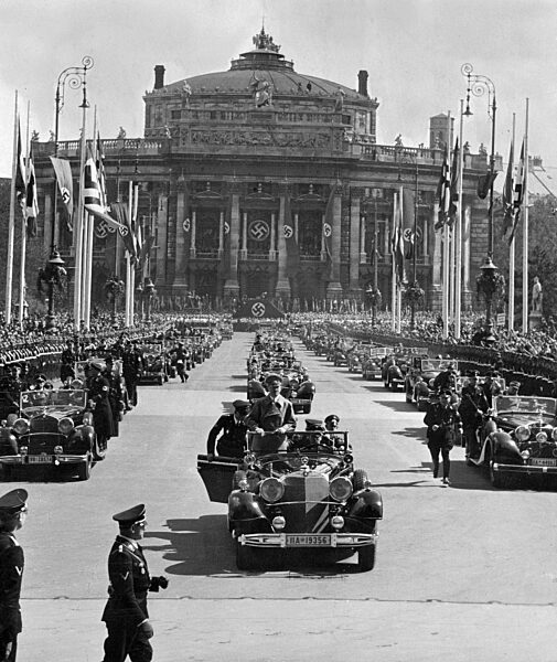 Anschluss of Austria 1938 - Hitler's convoy in Vienna