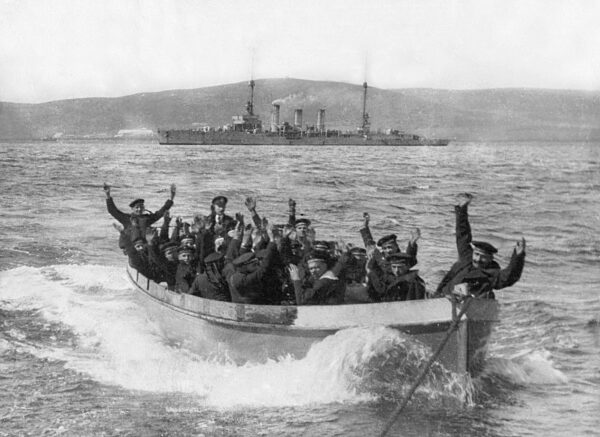 Sailors capitulate near Scapa Flow, 1919