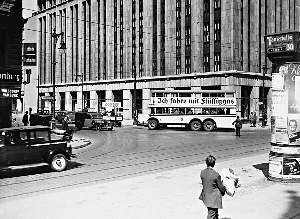 Flüssiggasbus in Berlin, 1935