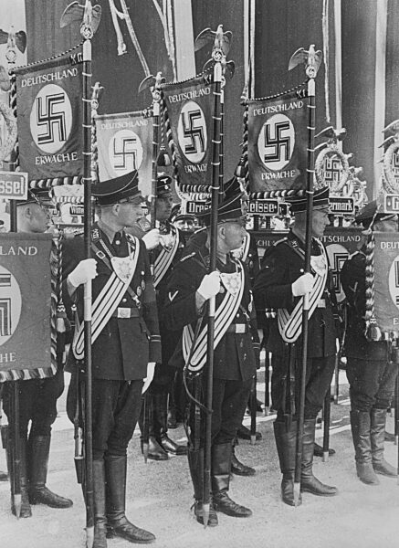 Standard bearers of the SS, 1937